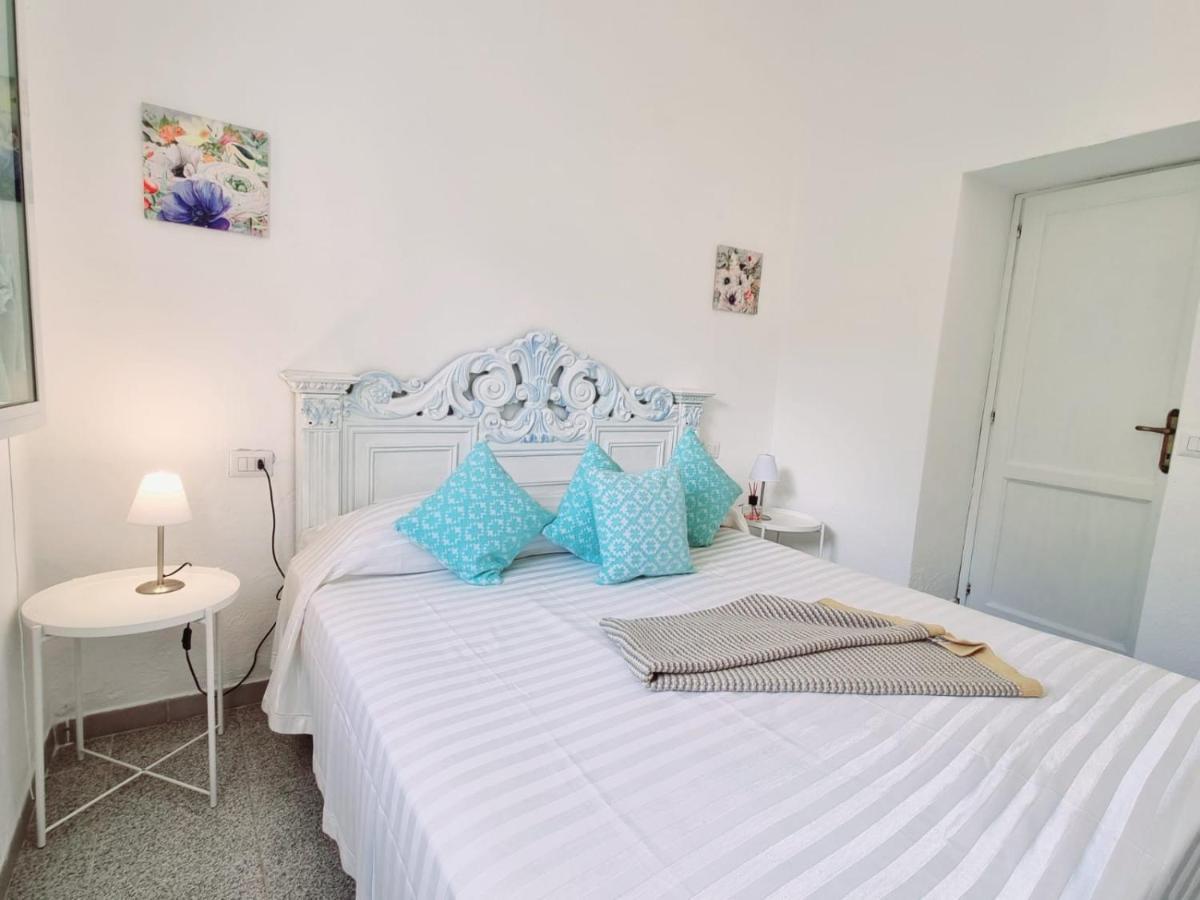 Ferienwohnung Stazzo San Teodoro L'Olivastro Piscina Condivisa Exterior foto